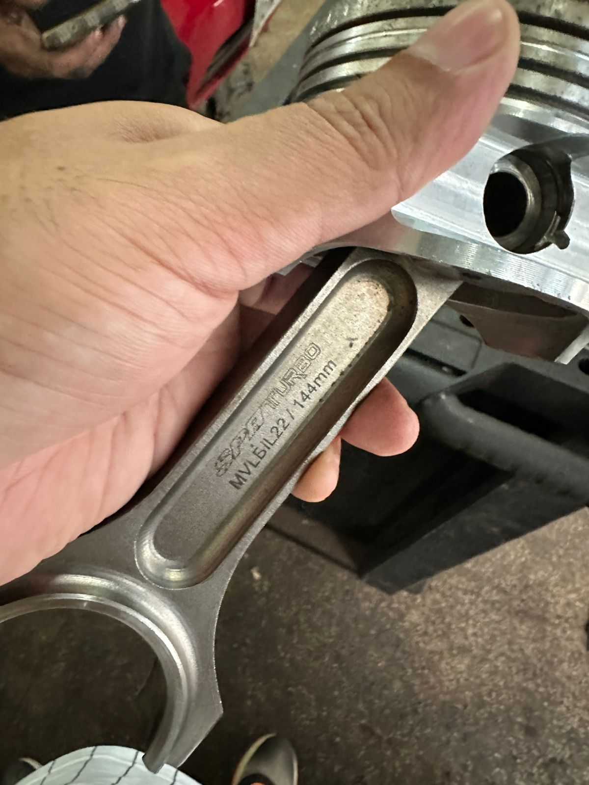 Imagem de Motor em Manutenção